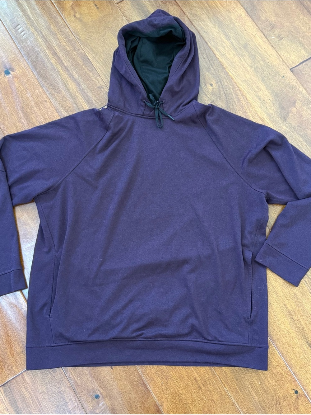 Men's Lululemon Hooded Pullover Sweatshirt in Deep Purple